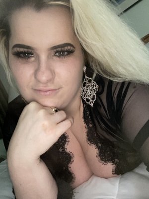 Saossane incall escort in Mount Holly